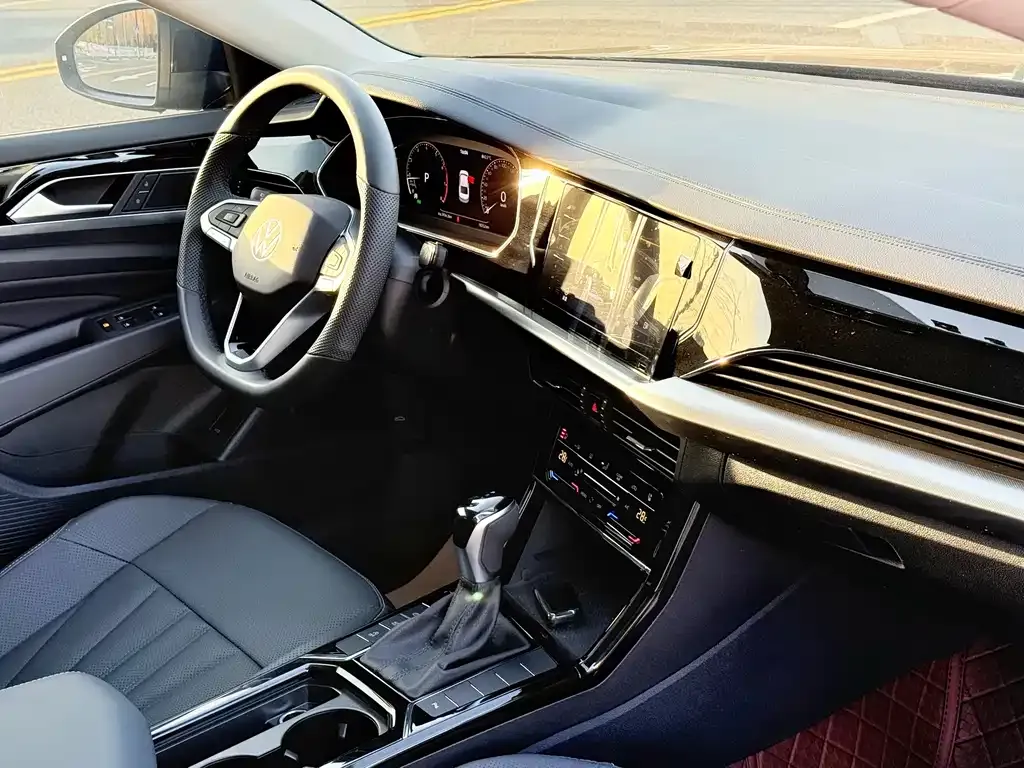 Volkswagen Passat 2024 из CN, фото 6