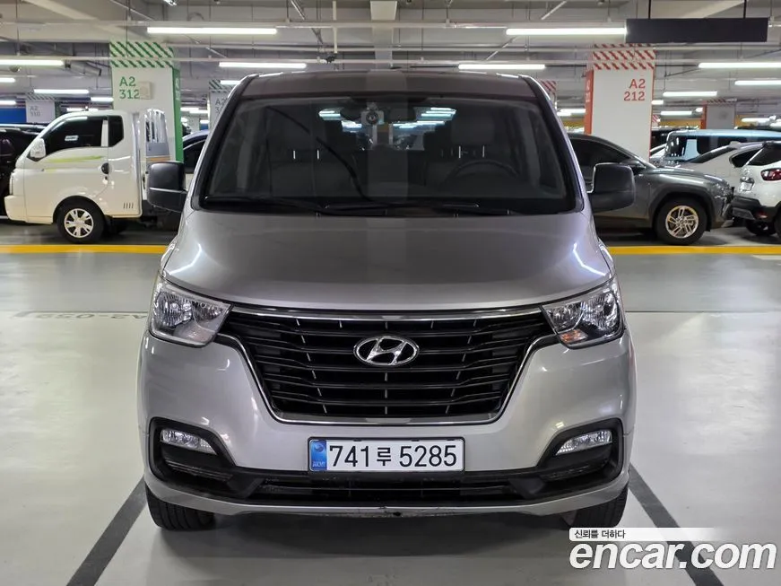 Hyundai Starex 2021 из KR, фото 2