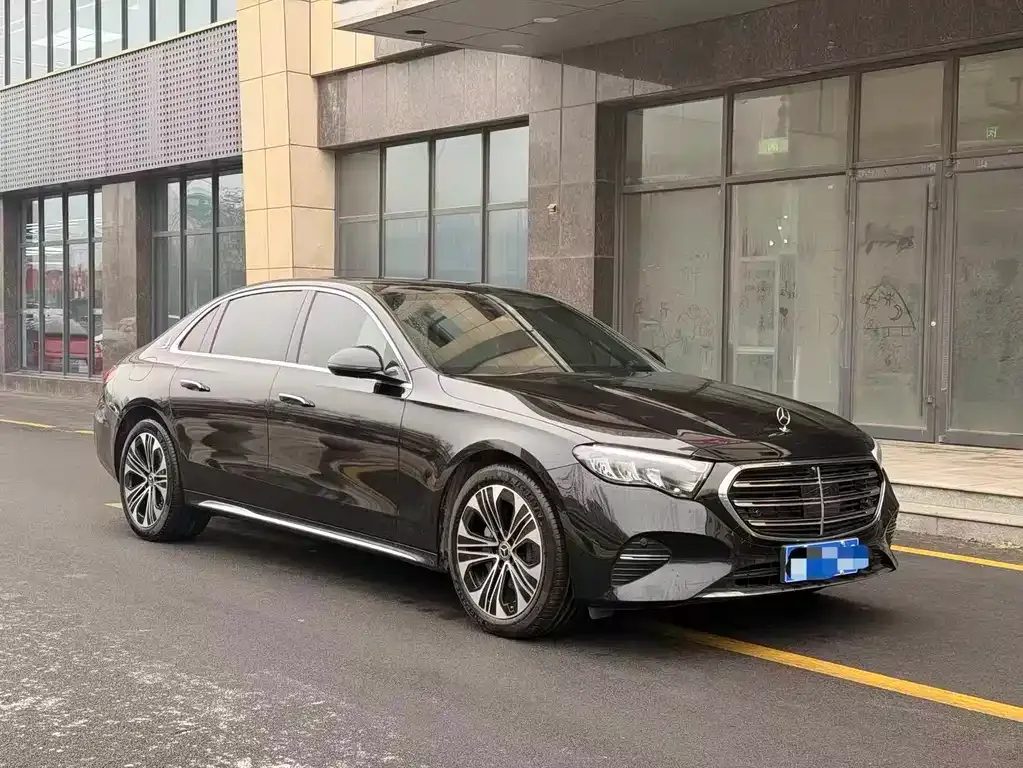 Mercedes-Benz E-Class 2025 из CN, фото 5