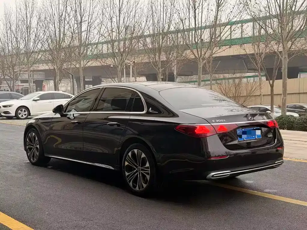 Mercedes-Benz E-Class 2025 из CN, фото 3