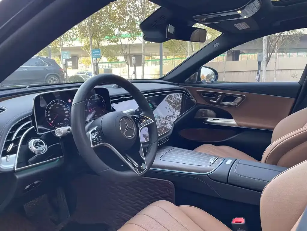 Mercedes-Benz E-Class 2025 из CN, фото 8