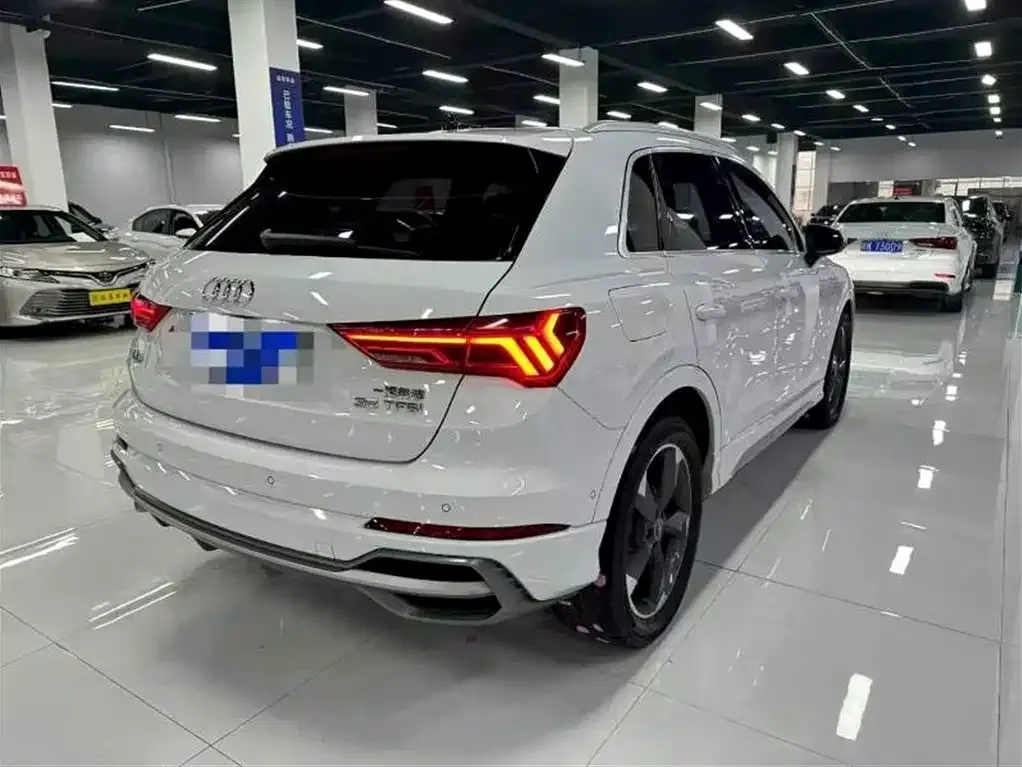 Audi Q3 2022 из CN, фото 3