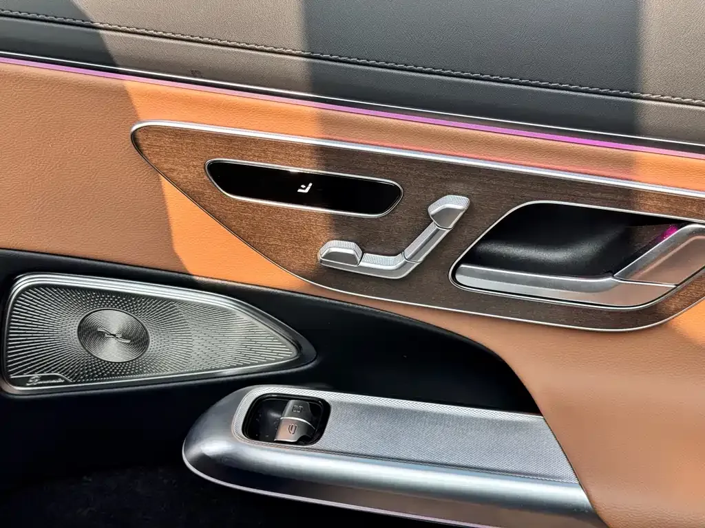 Mercedes-Benz E-Class 2025 из CN, фото 7