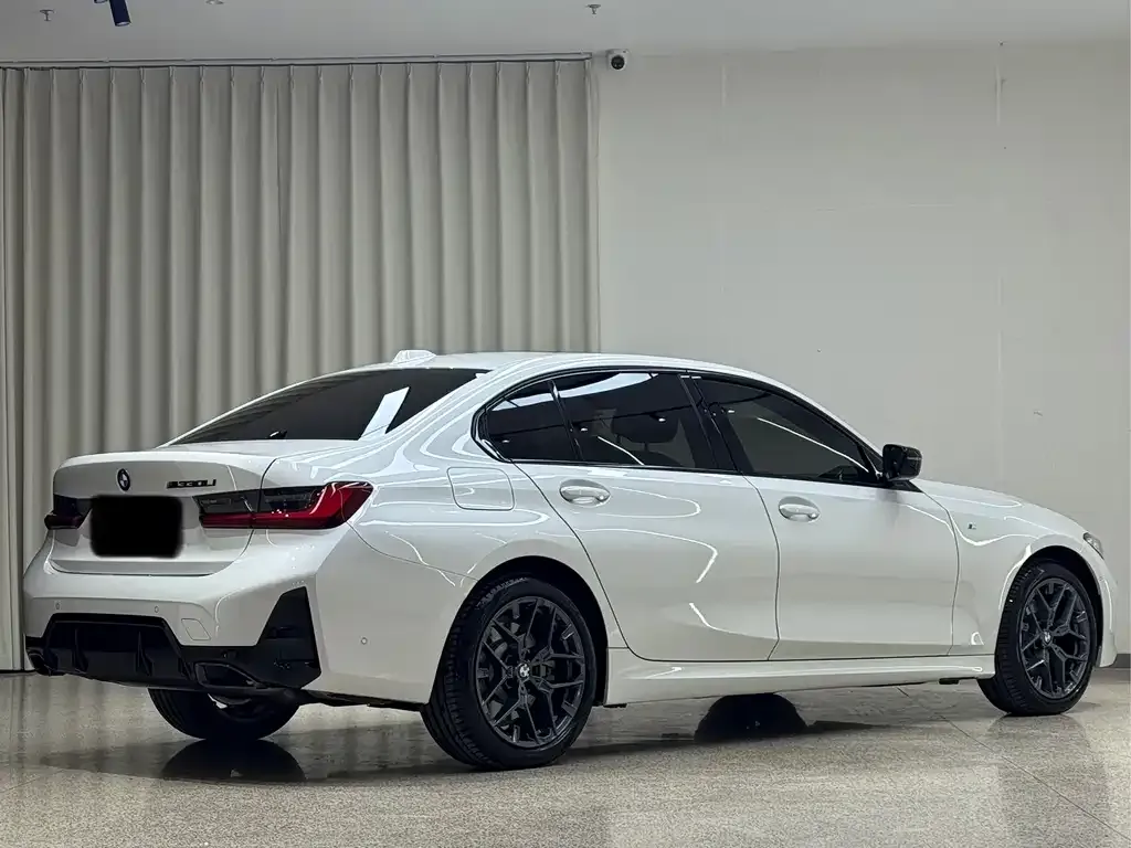 BMW 3 Series 2025 из CN, фото 9