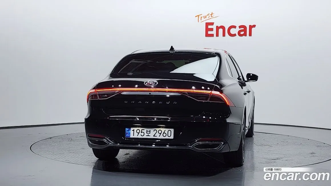 Hyundai Grandeur 2022 из KR, фото 3