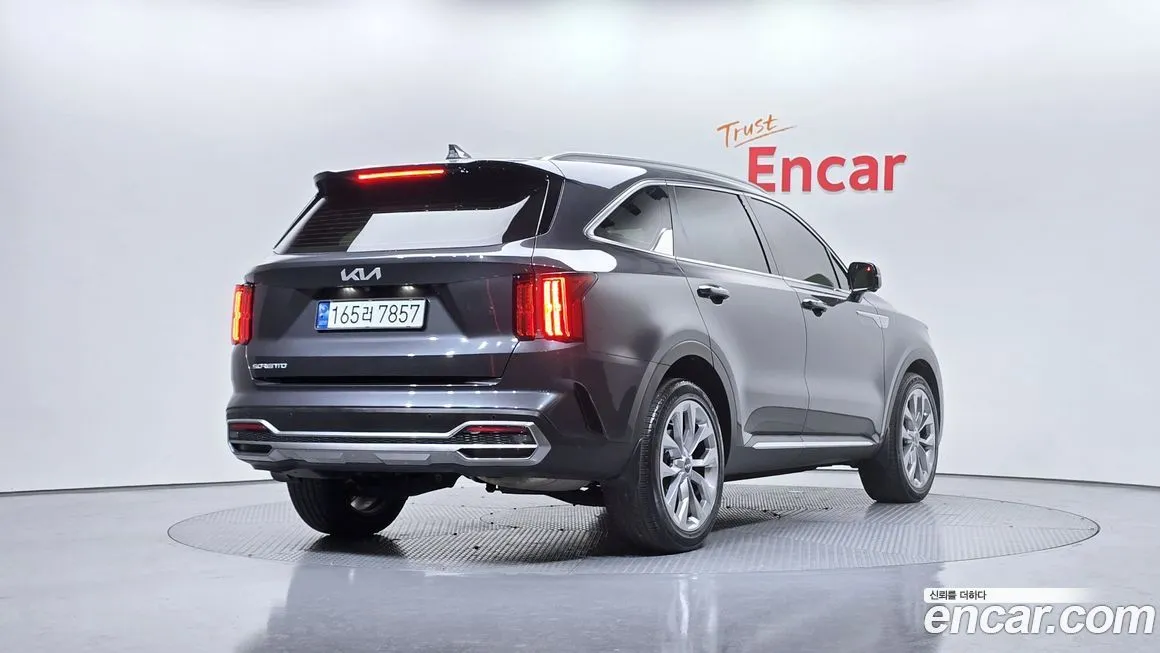 Kia Sorento — фото 10