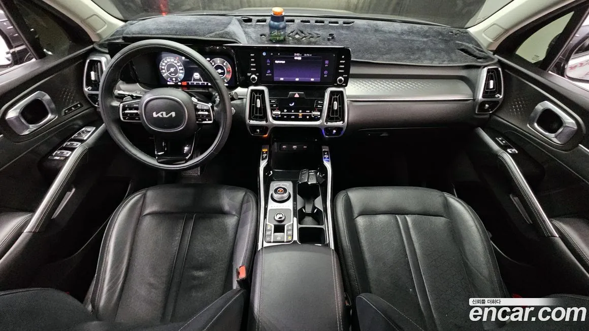 Kia Sorento — фото 9