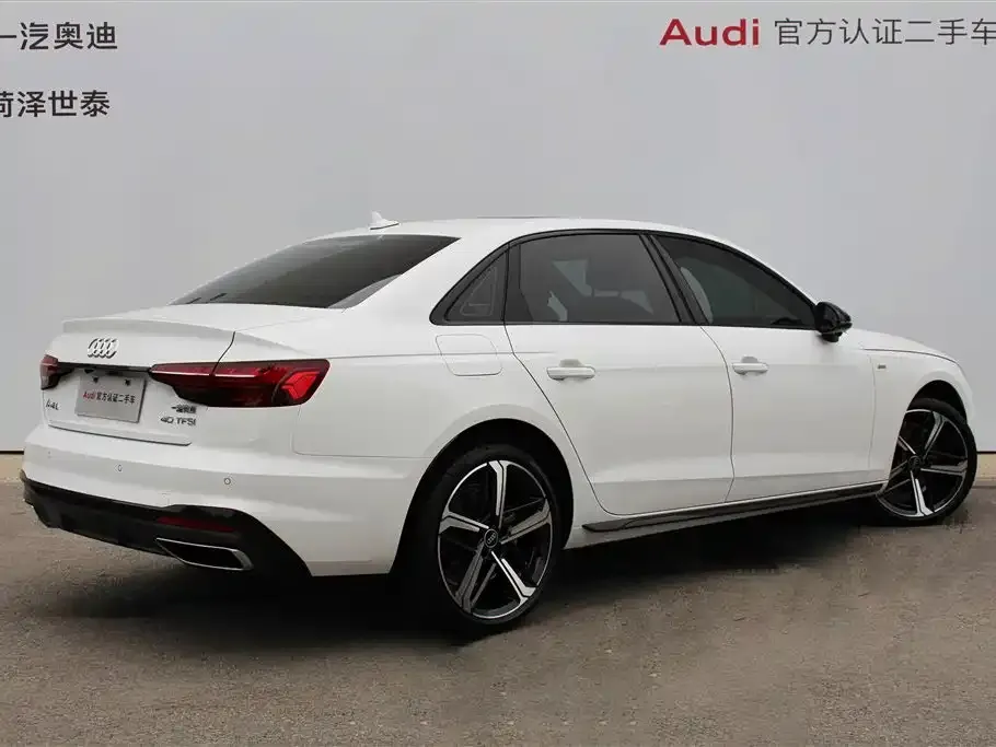 Audi A4L — фото 5