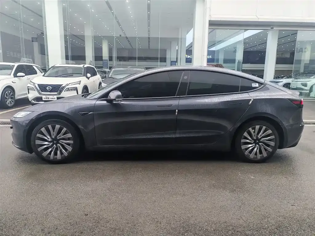 Tesla Model 3 2024 из CN, фото 9