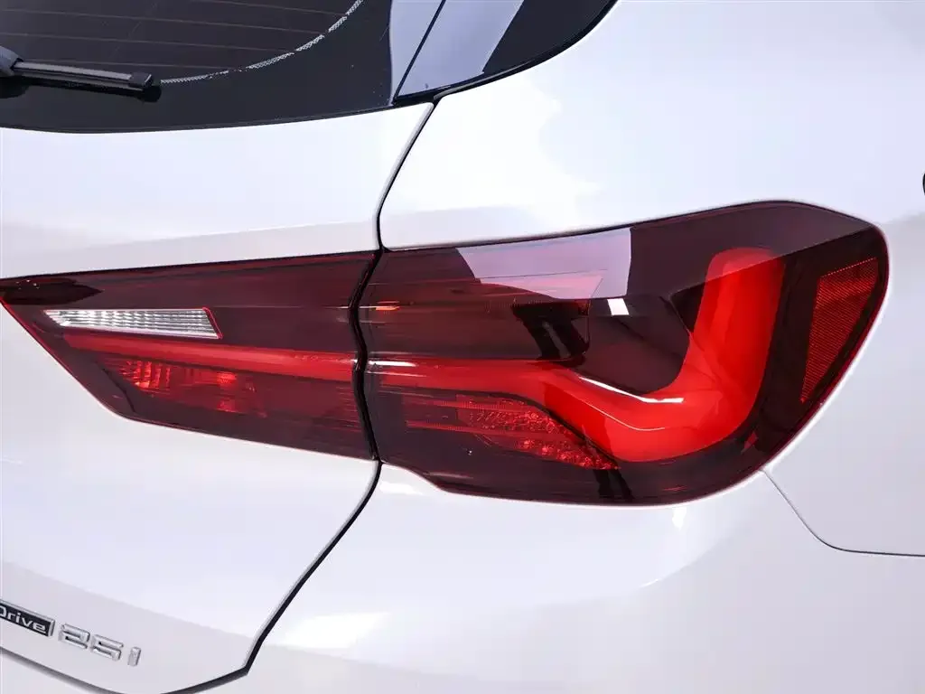 BMW X2 2022 из CN, фото 8