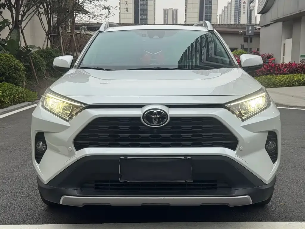 Toyota RAV4 2022 из CN, фото 10