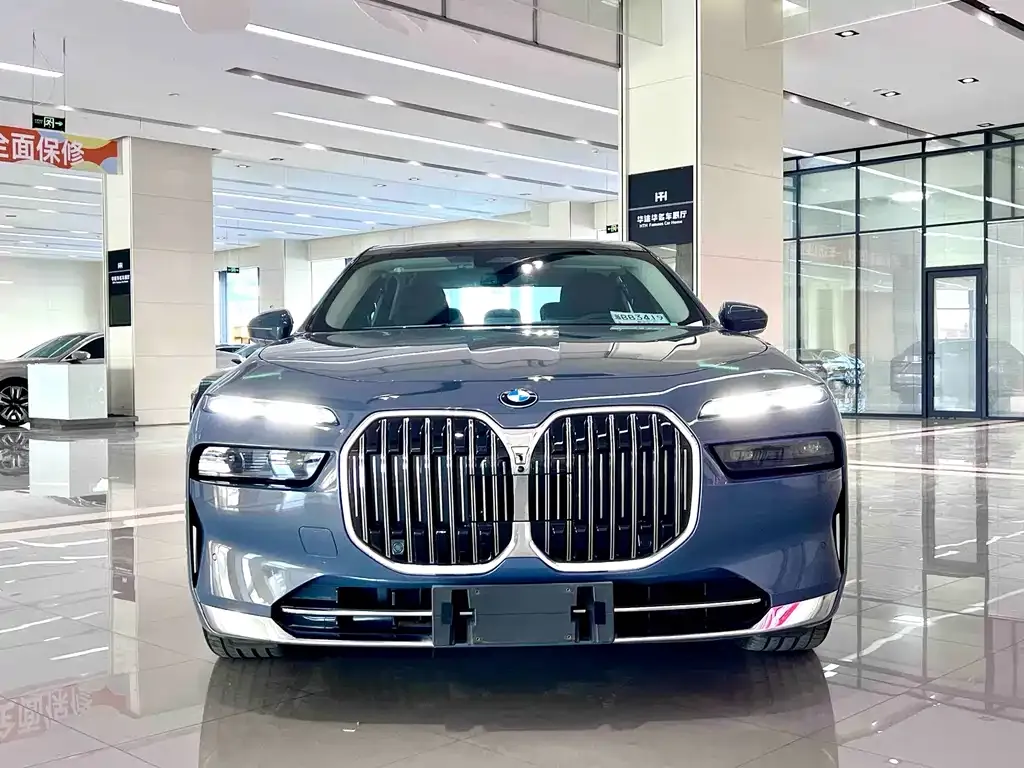 BMW 7 Series 2025 из CN, фото 4