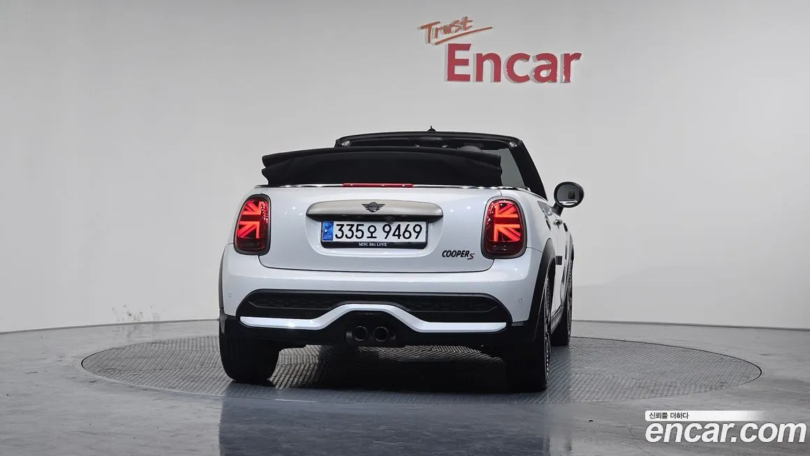 Mini Cooper Convertible 2024 из KR, фото 7