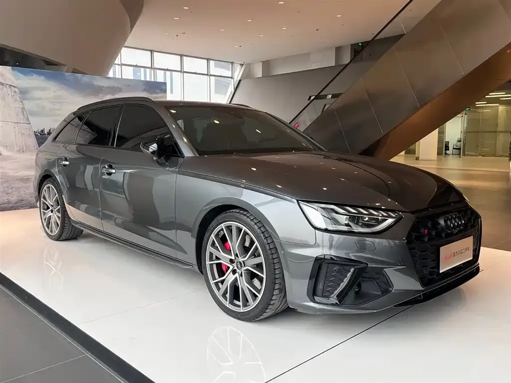 Audi S4 2023 из CN, фото 9