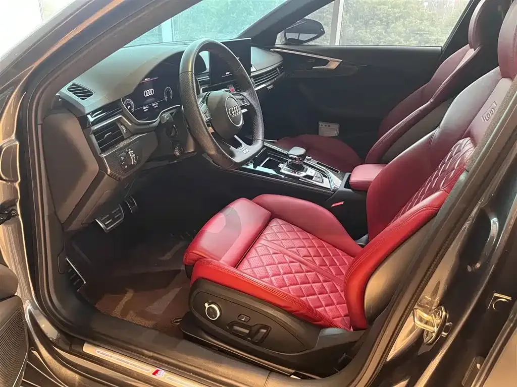 Audi S4 2023 из CN, фото 6