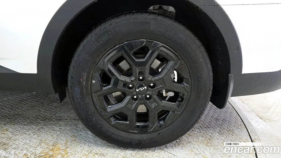 Kia Sorento — фото 10