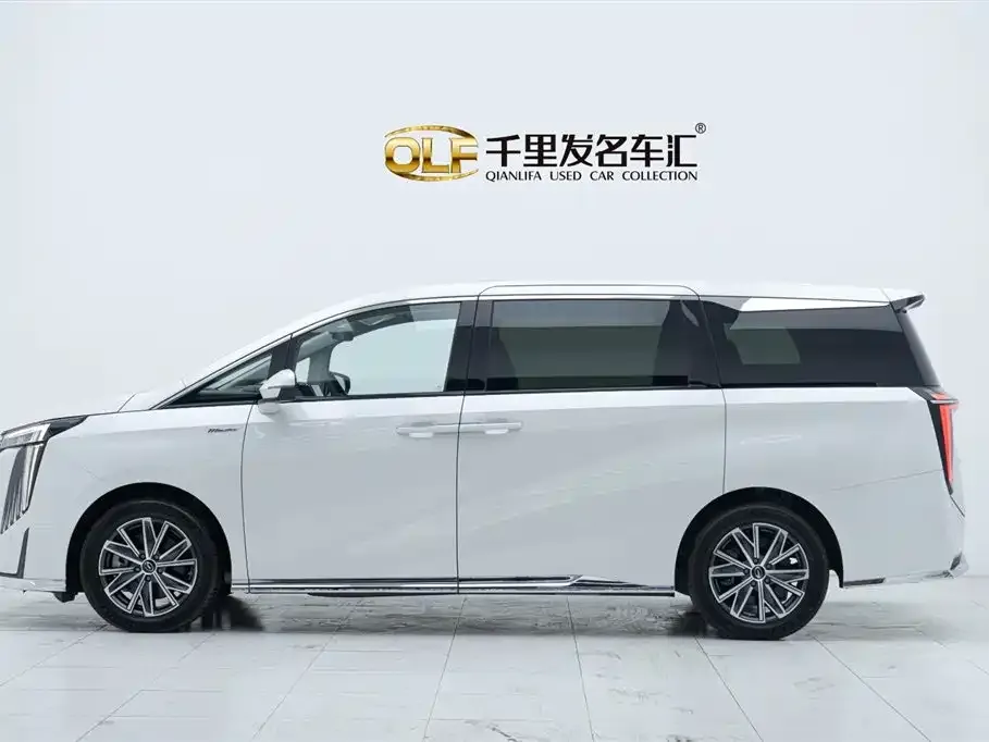 GAC Motor Trumpchi M8 — фото 8