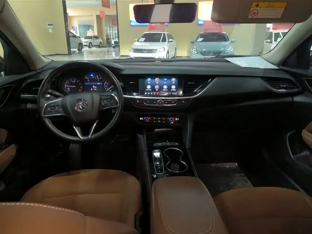 Buick Regal — фото 10