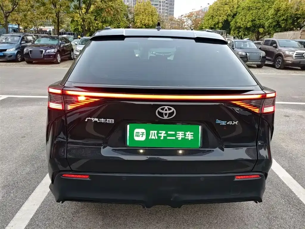 Toyota bZ4X 2022 из CN, фото 7