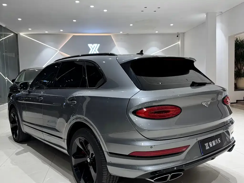 Bentley Bentayga 2021 из CN, фото 5