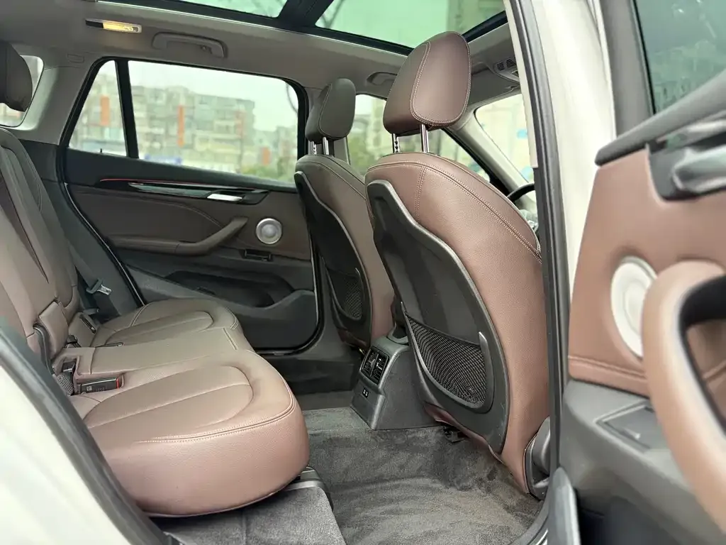 BMW X1 2022 из CN, фото 6