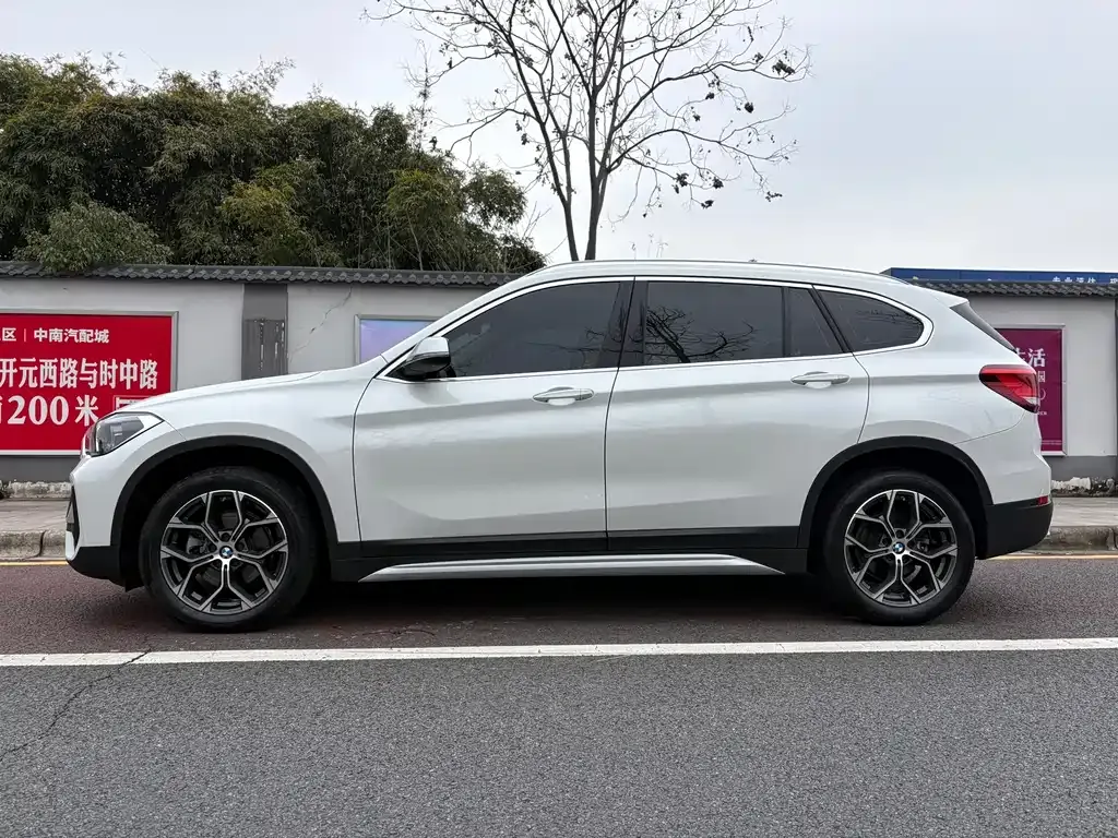 BMW X1 2022 из CN, фото 7