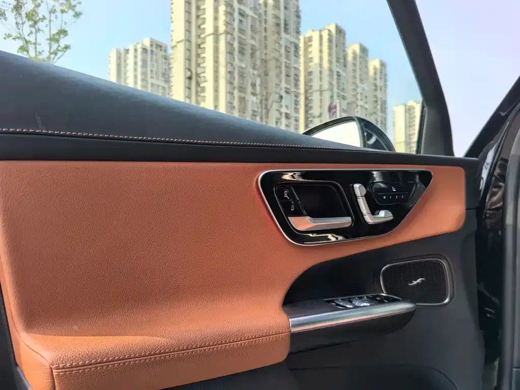 Mercedes-Benz GLC PHEV 2025 из CN, фото 4