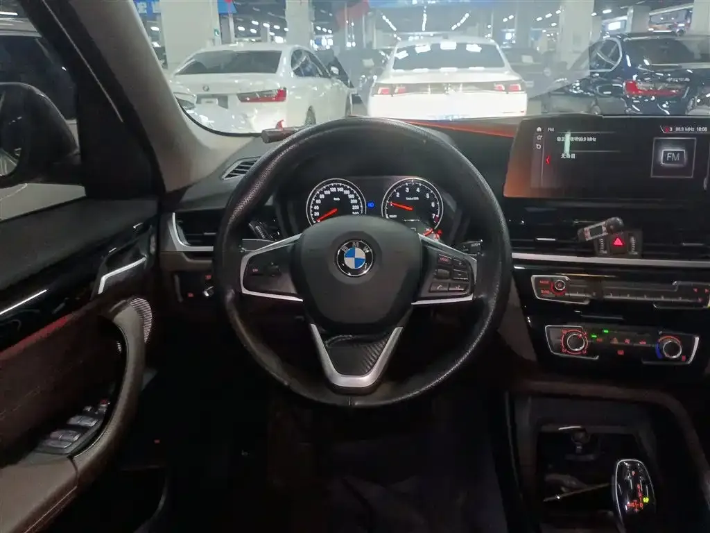 BMW X1 2021 из CN, фото 3