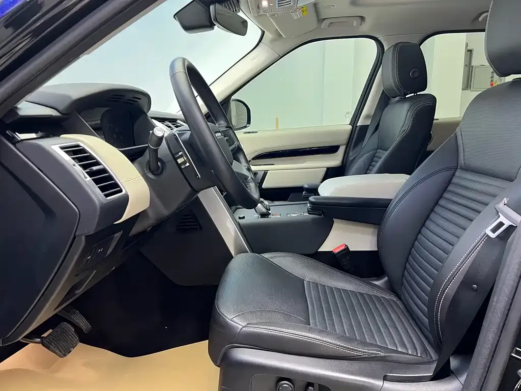 Land Rover Discovery 2024 из CN, фото 9