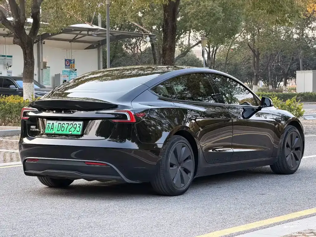 Tesla Model 3 2023 из CN, фото 5