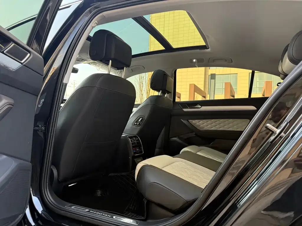 Volkswagen Magotan 2025 из CN, фото 5