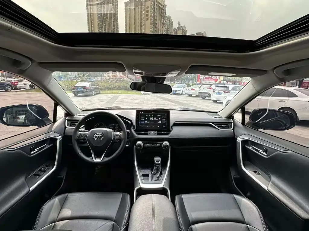 Toyota Wildlander 2022 из CN, фото 3