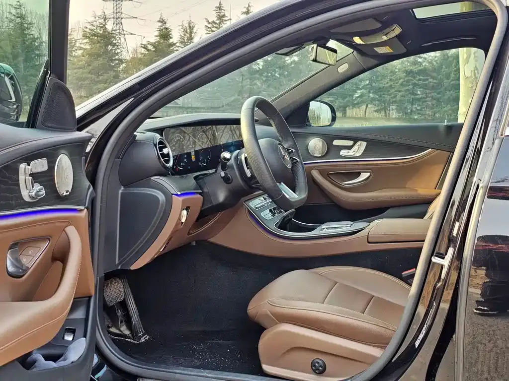 Mercedes-Benz E-Class 2023 из CN, фото 3