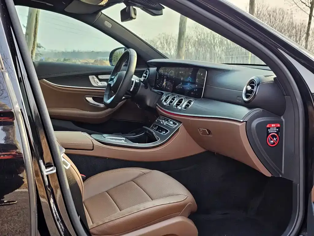 Mercedes-Benz E-Class 2023 из CN, фото 4