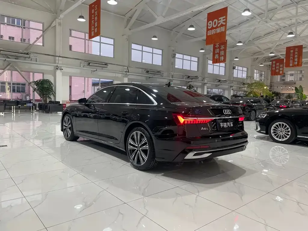 Audi A6L 2025 из CN, фото 5