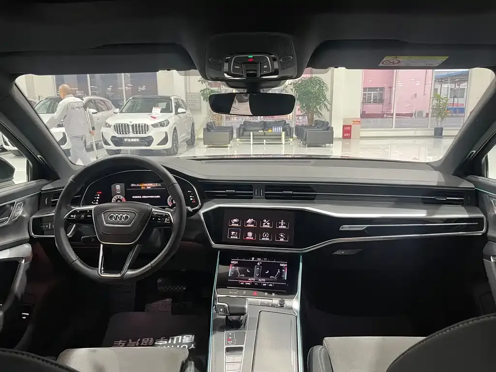 Audi A6L 2025 из CN, фото 10