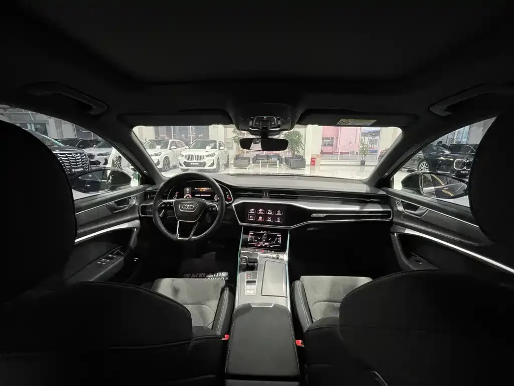 Audi A6L 2025 из CN, фото 3