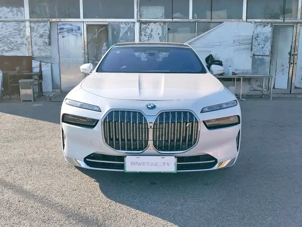 BMW i7 2024 из CN, фото 8