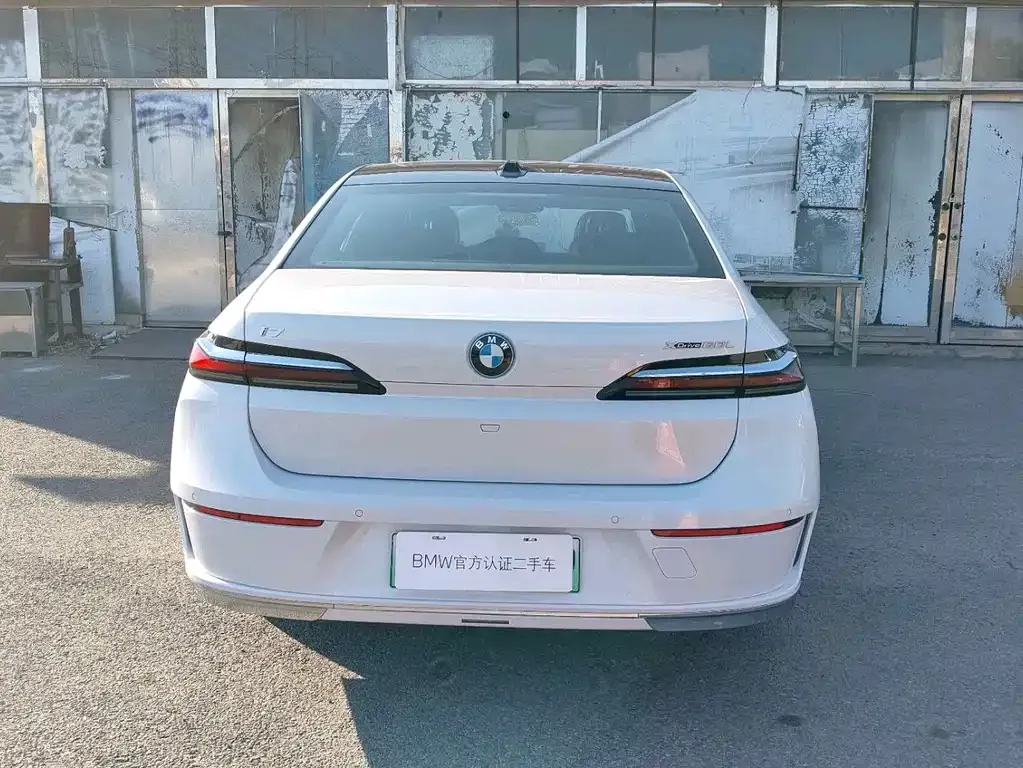 BMW i7 2024 из CN, фото 7