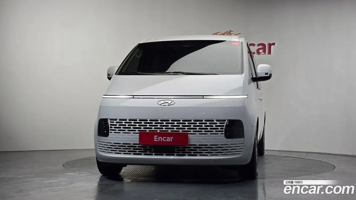 Hyundai Staria — фото 3