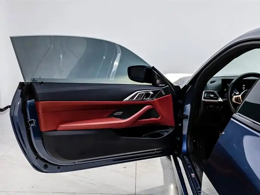 BMW 4 Series 2023 из CN, фото 3