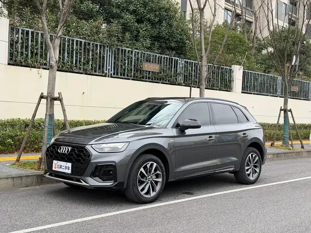 Audi Q5L 2024 из CN, фото 1