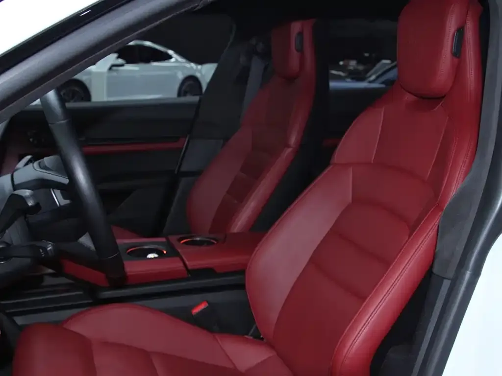Porsche Taycan 2021 из CN, фото 3