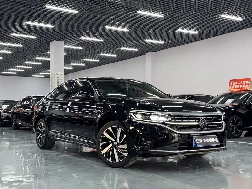 Volkswagen Passat 2023 из CN, фото 9