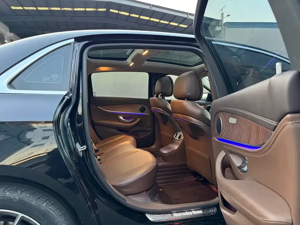 Mercedes-Benz E-Class 2021 из CN, фото 3