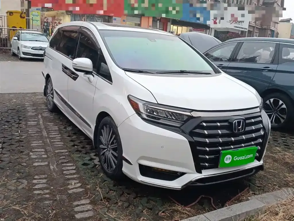 Honda Elysion 2022 из CN, фото 8