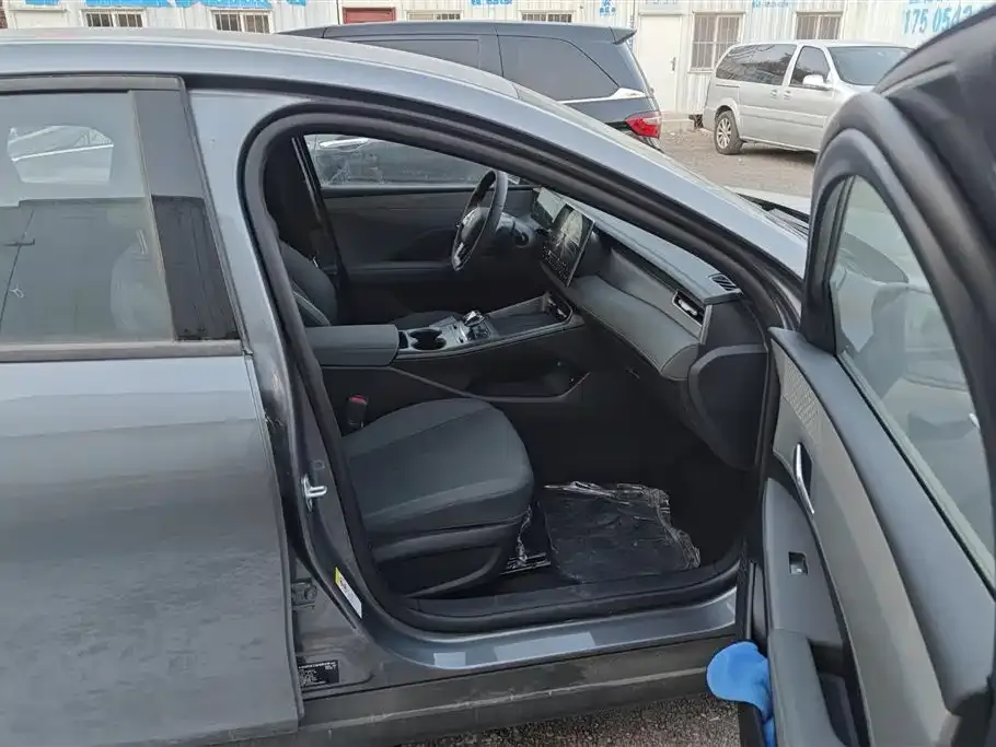 BYD Qin PLUS 2025 из CN, фото 5