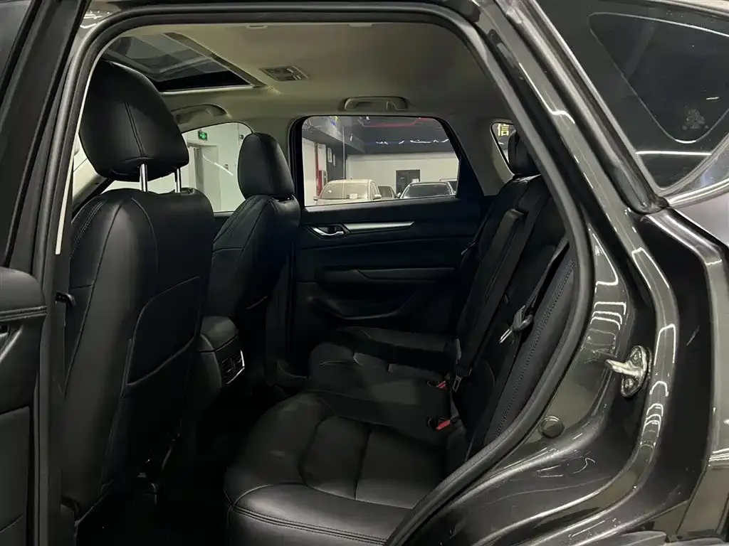 Mazda CX-5 2023 из CN, фото 5