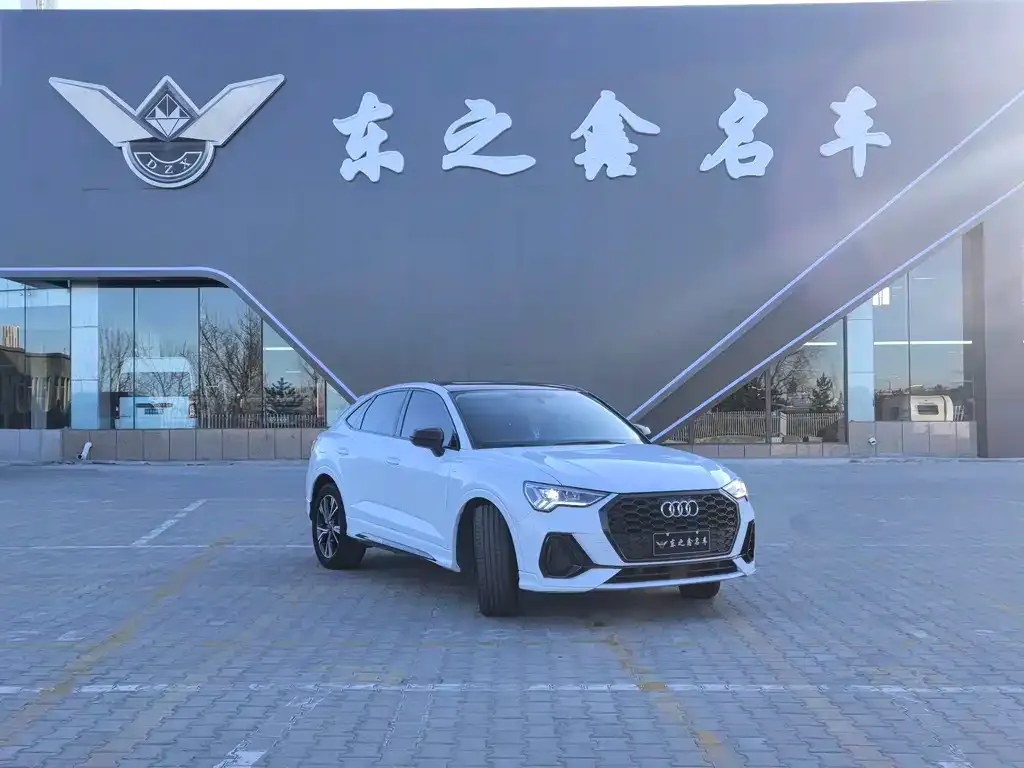 Audi Q3 Sportback 2023 из CN, фото 5