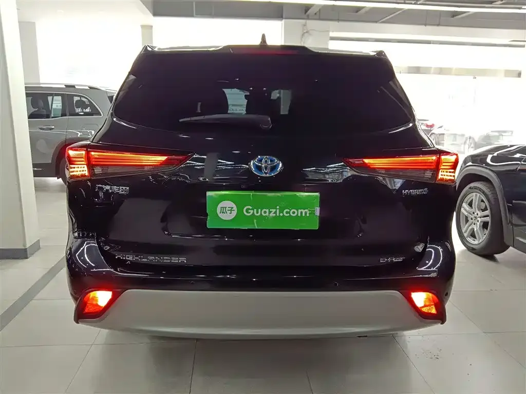 Toyota Highlander 2023 из CN, фото 2